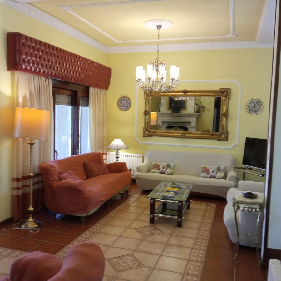 Casa Independiente Para Grandes Grupos Y Familias Valeixe Εξωτερικό φωτογραφία